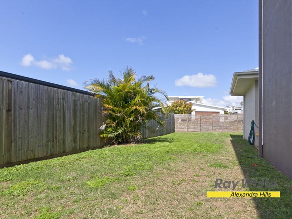 11 Highland Street, REDLAND BAY QLD 4165, Redland Bay - Thumbnail 7