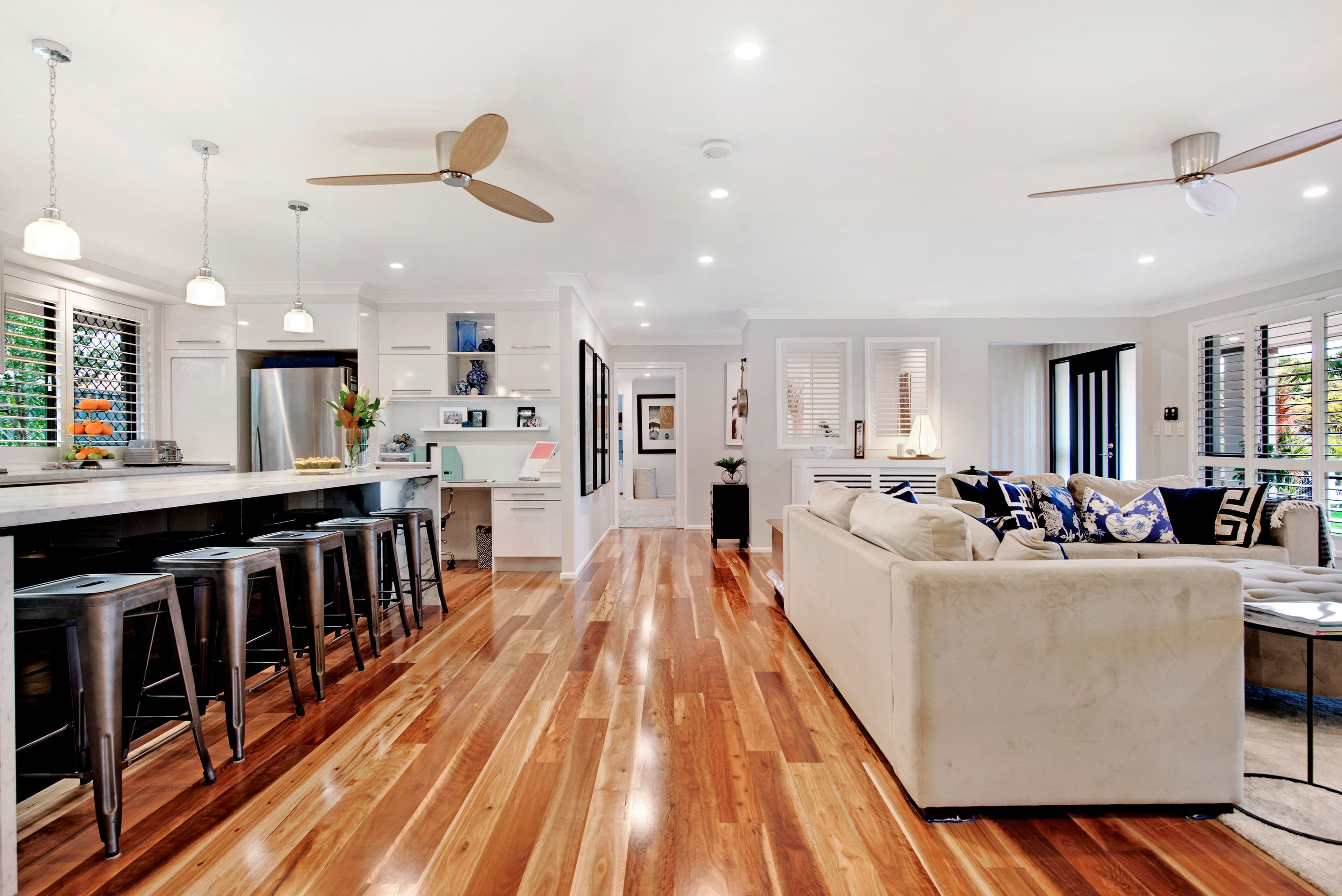 11 Gallileo Place, Mermaid Waters QLD 4218, Mermaid Waters - Thumbnail 5