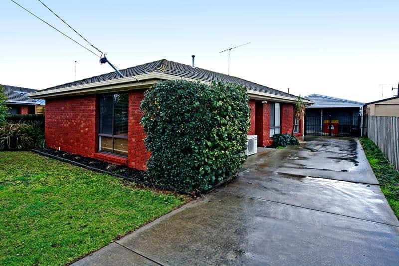 11 Raymond Court, ST ALBANS PARK VIC 3219, St Albans Park - Image 1