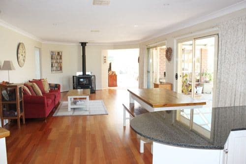 25 Ashby Drive, BUNGENDORE NSW 2621, Bungendore - Thumbnail 5