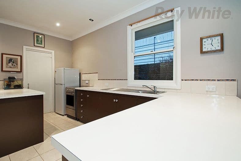 23 LUSHER Road, Croydon VIC 3136, Croydon - Thumbnail 2