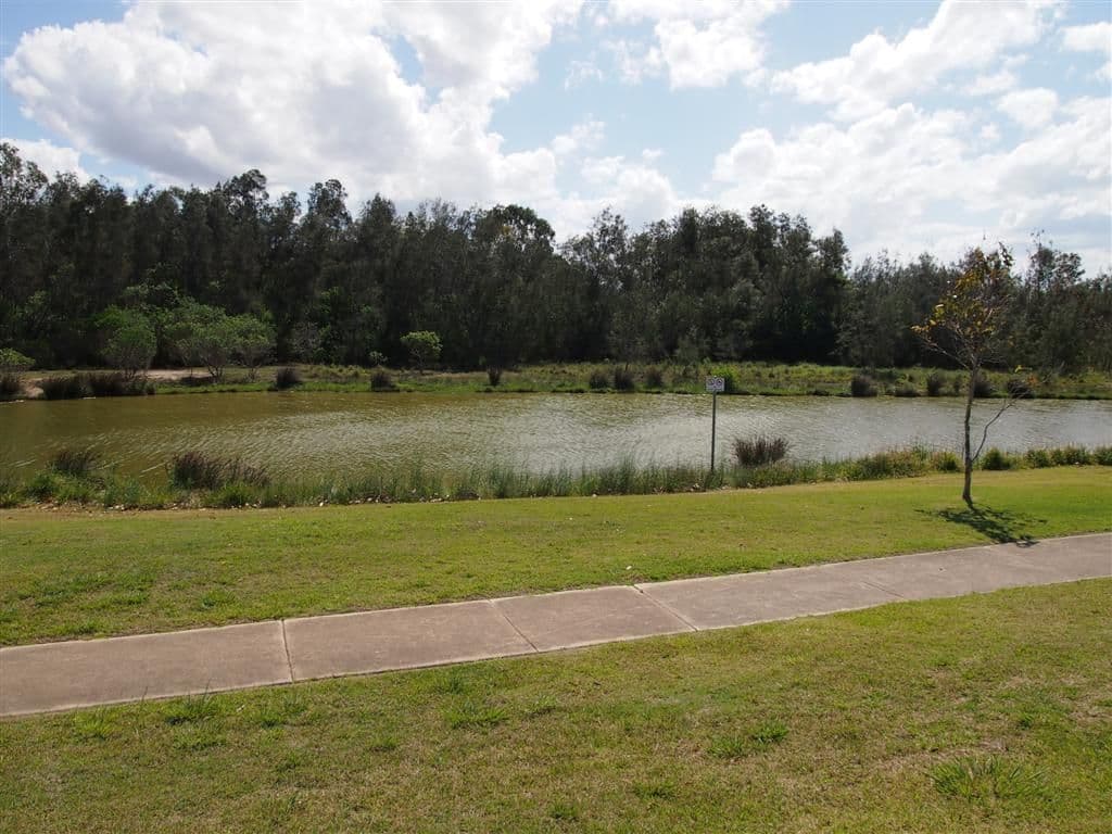 34 Spinnaker Drive, POINT VERNON QLD 4655, Point Vernon - Thumbnail 4