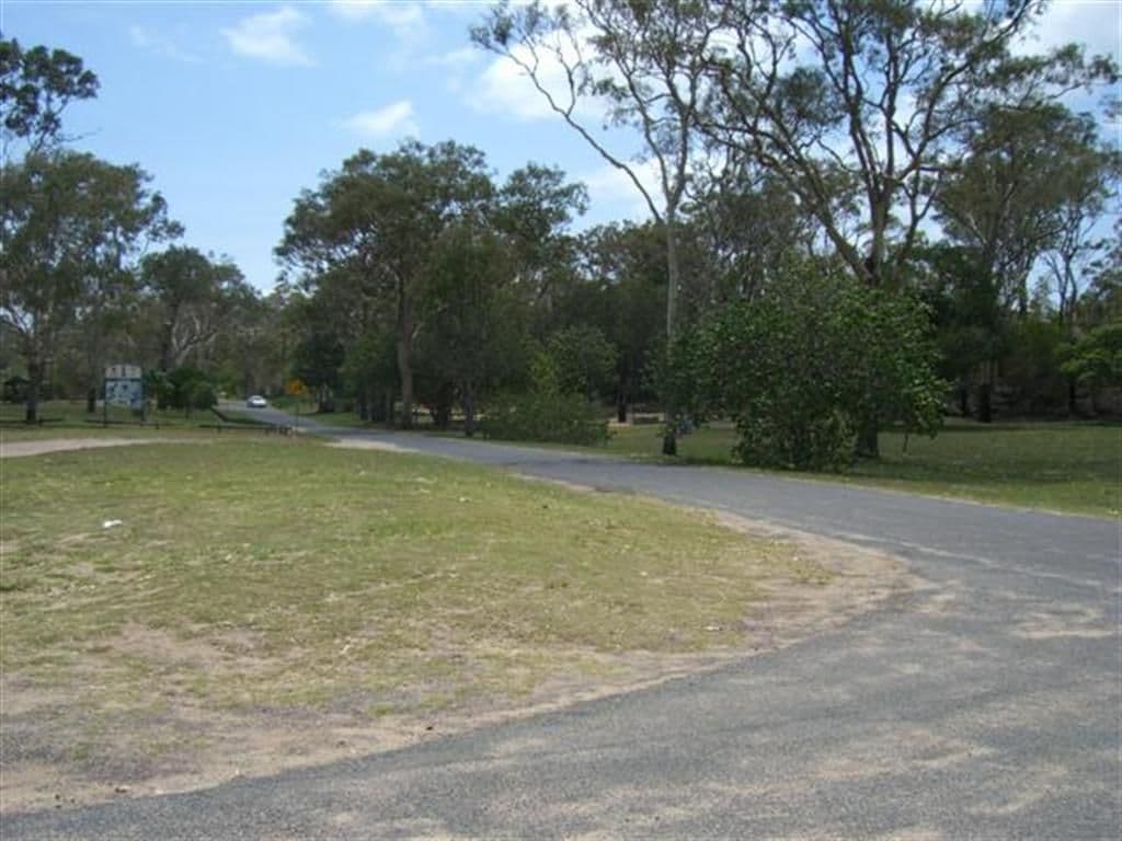34 Spinnaker Drive, POINT VERNON QLD 4655, Point Vernon - Thumbnail 6