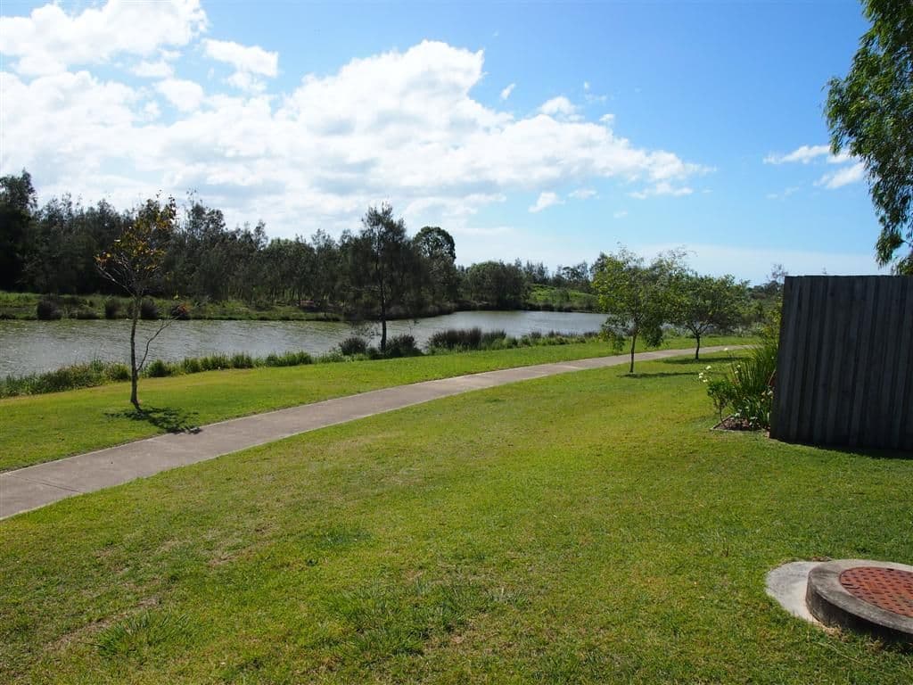 34 Spinnaker Drive, POINT VERNON QLD 4655, Point Vernon - Thumbnail 8