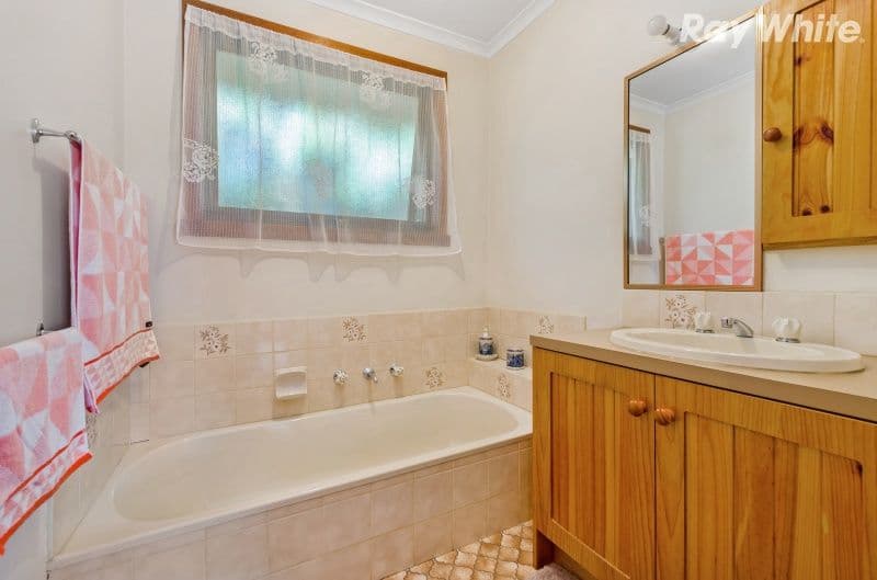 1 Rowan Place, Bayswater VIC 3153, Bayswater - Thumbnail 8