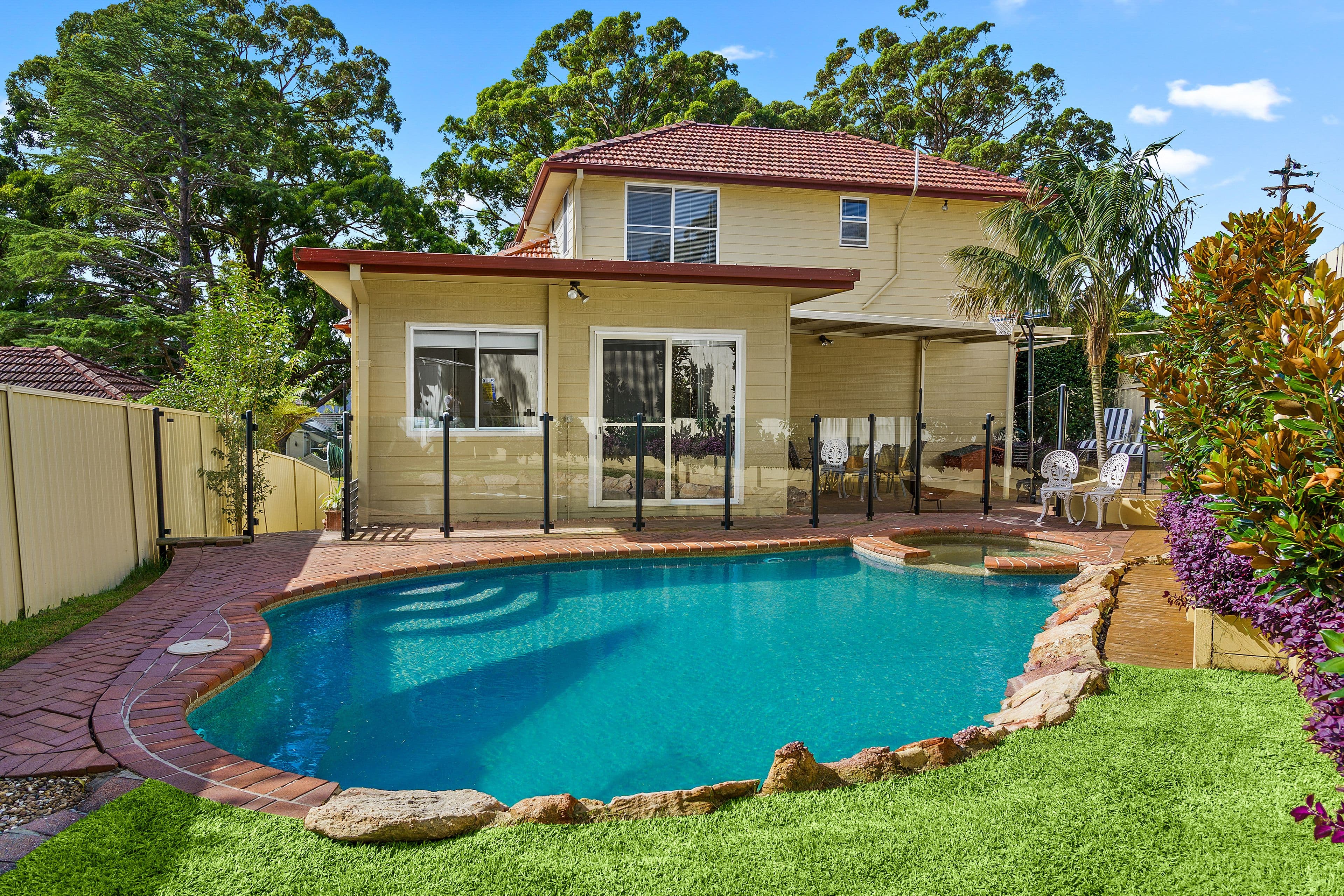 45 Balmoral Road, Mortdale NSW 2223, Mortdale - Thumbnail 2