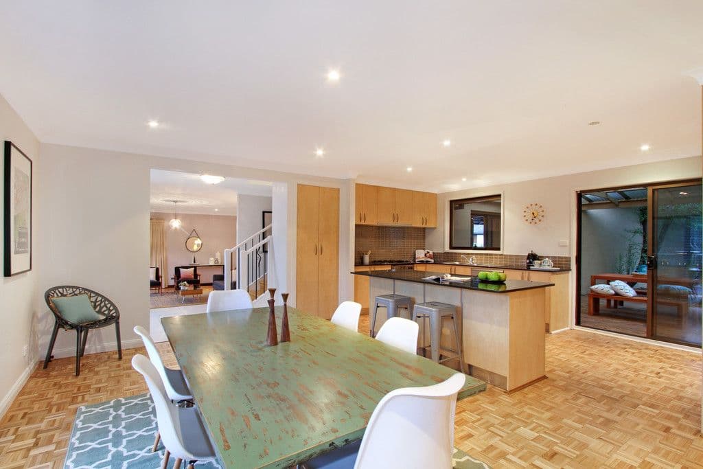 3 Koombala Grove, Cordeaux Heights - Thumbnail 2