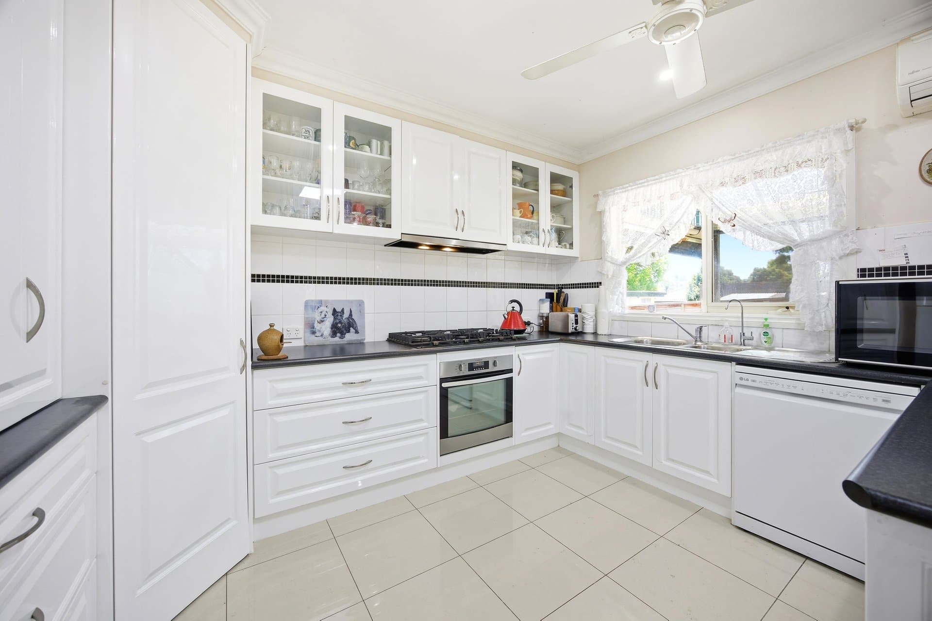 57A Vista Drive, Chirnside Park - Thumbnail 2