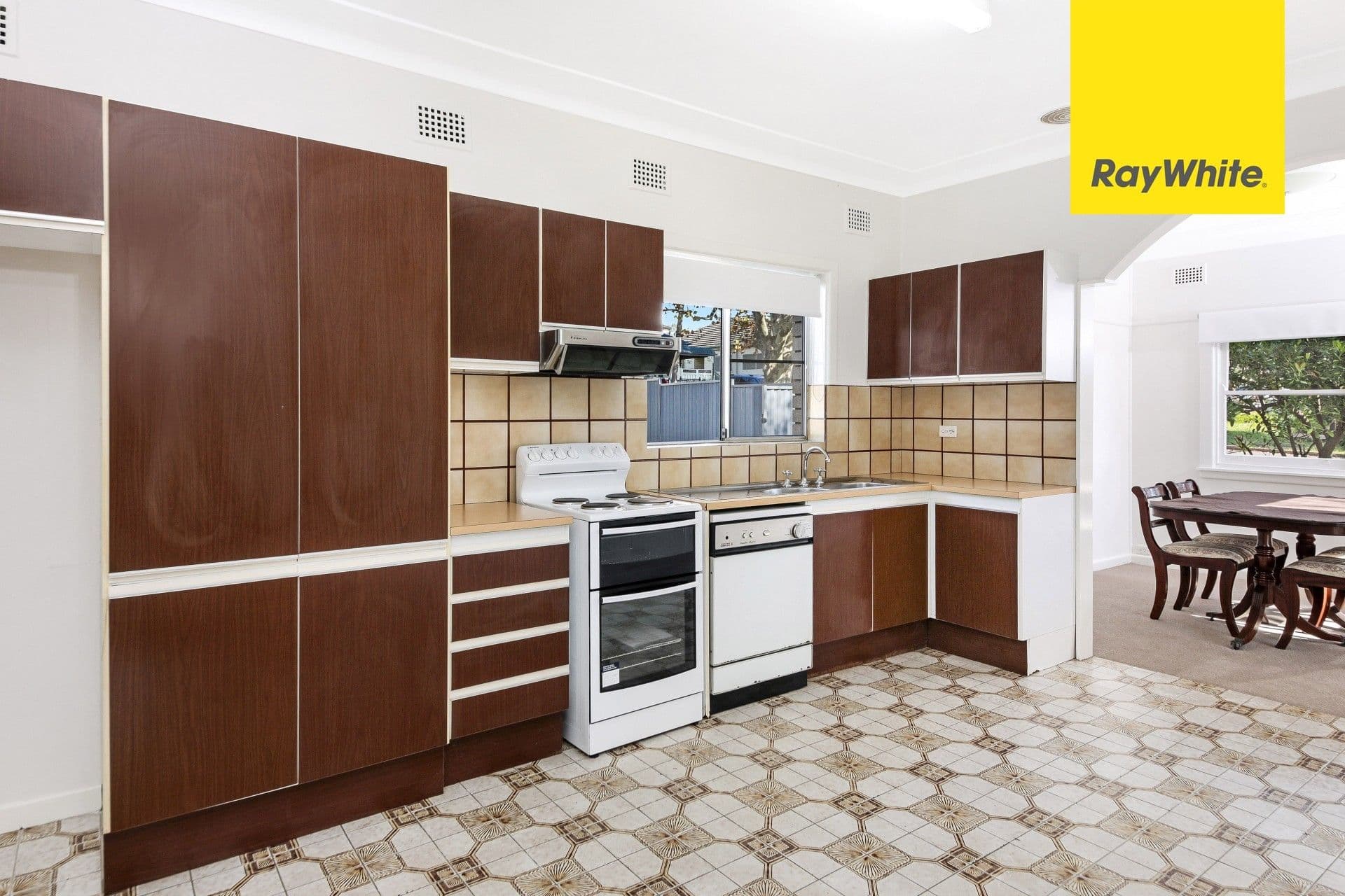 29 Short Road, Riverwood NSW 2210, Riverwood - Thumbnail 5