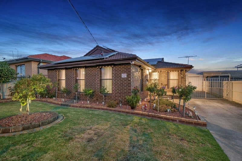 17 Karingal Way, THOMASTOWN VIC 3074, Thomastown - Image 1