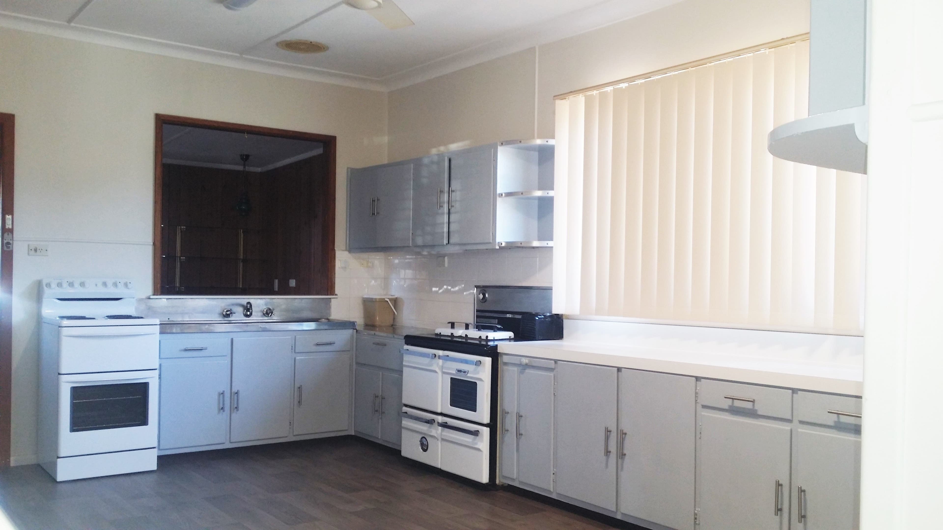 51 Deakin Street, Oak Flats - Thumbnail 5