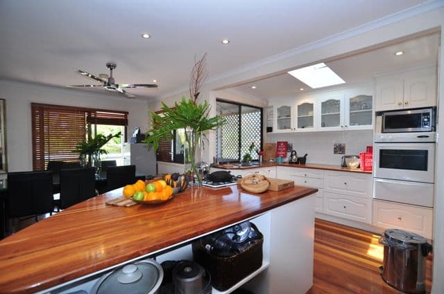 12 Iragana Street, HOPE ISLAND QLD 4212, Hope Island - Thumbnail 4