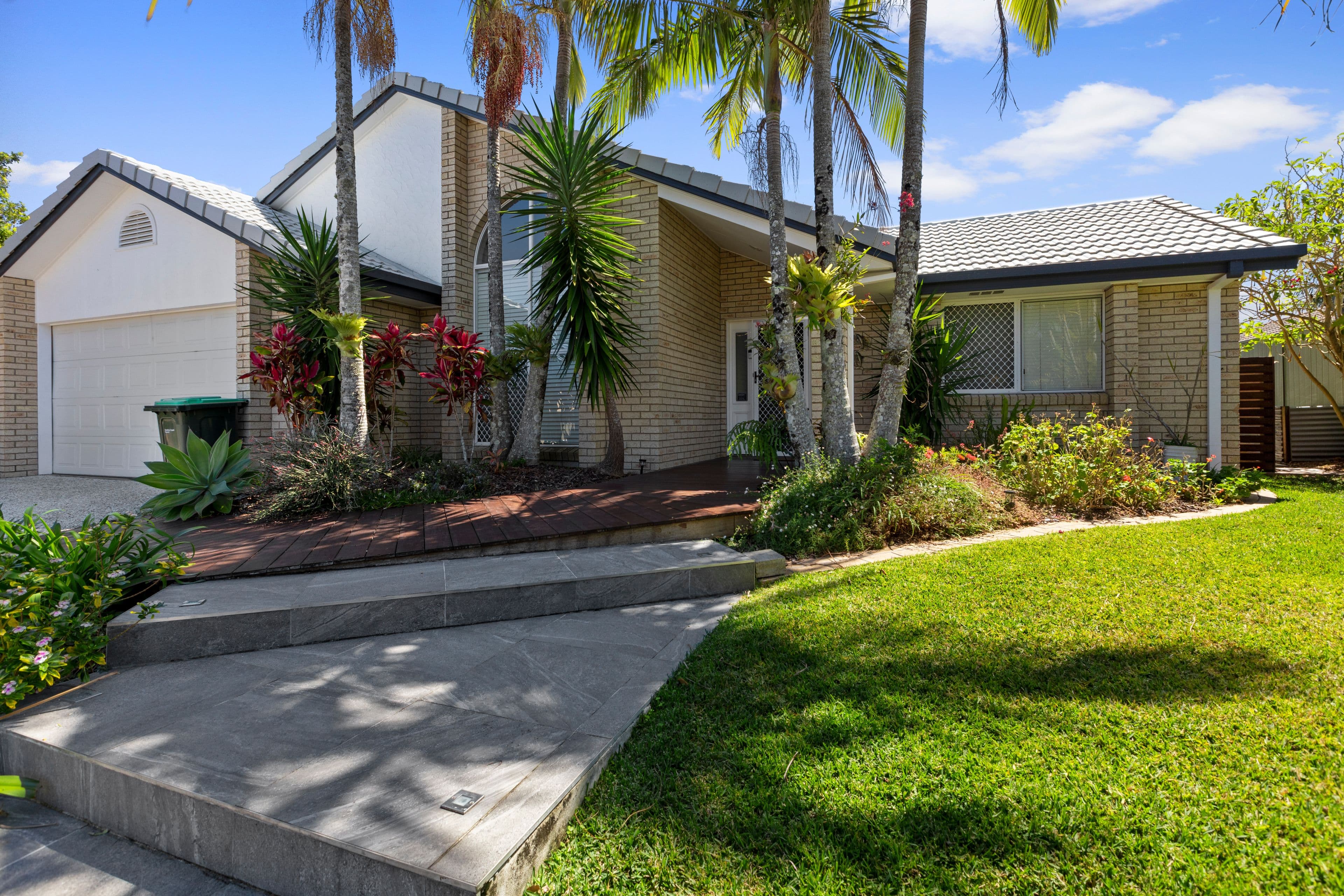 8 Greenway Place, Mountain Creek QLD 4557, Mountain Creek - Thumbnail 2