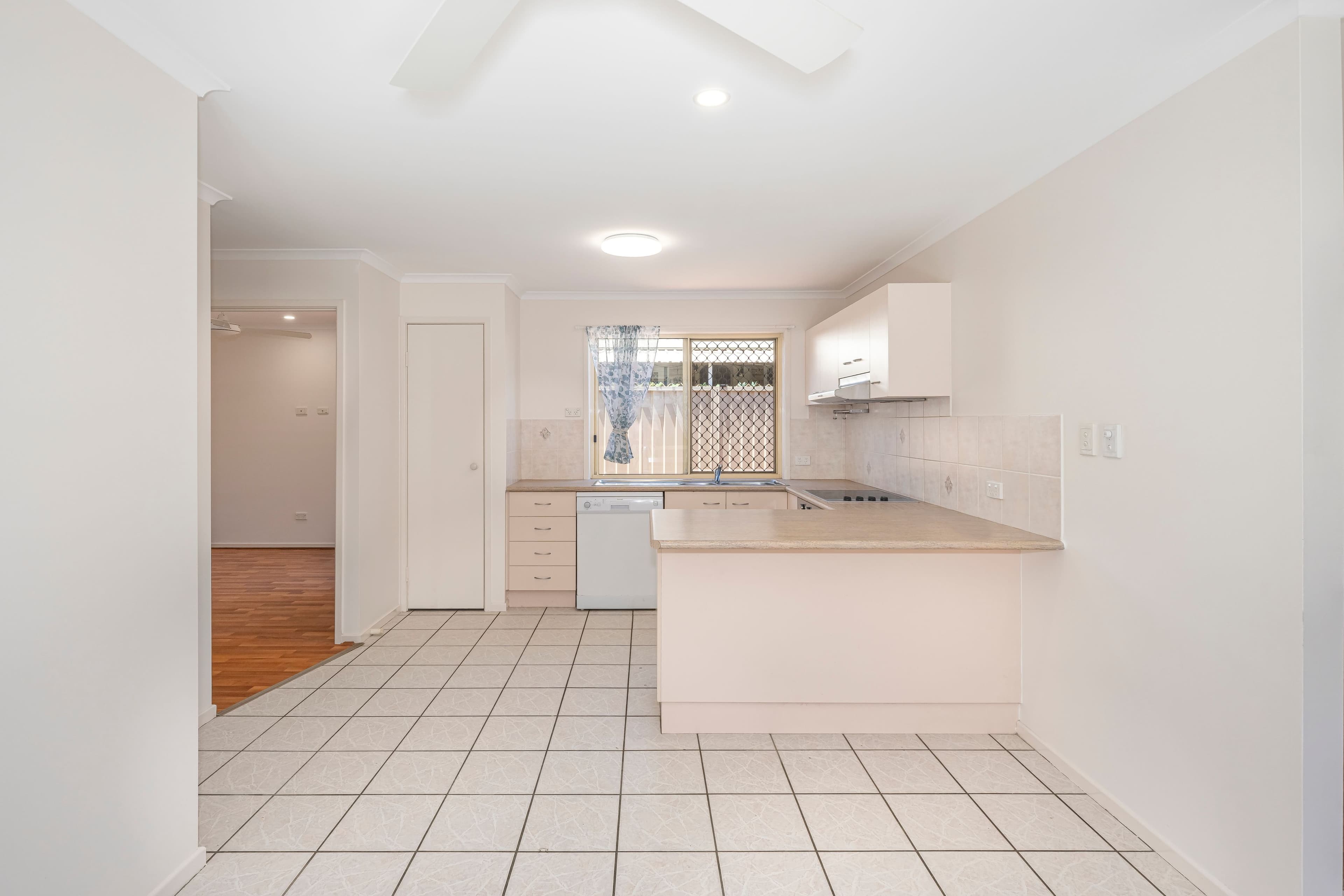 30 Garney Street, Redcliffe QLD 4020, Redcliffe - Thumbnail 4