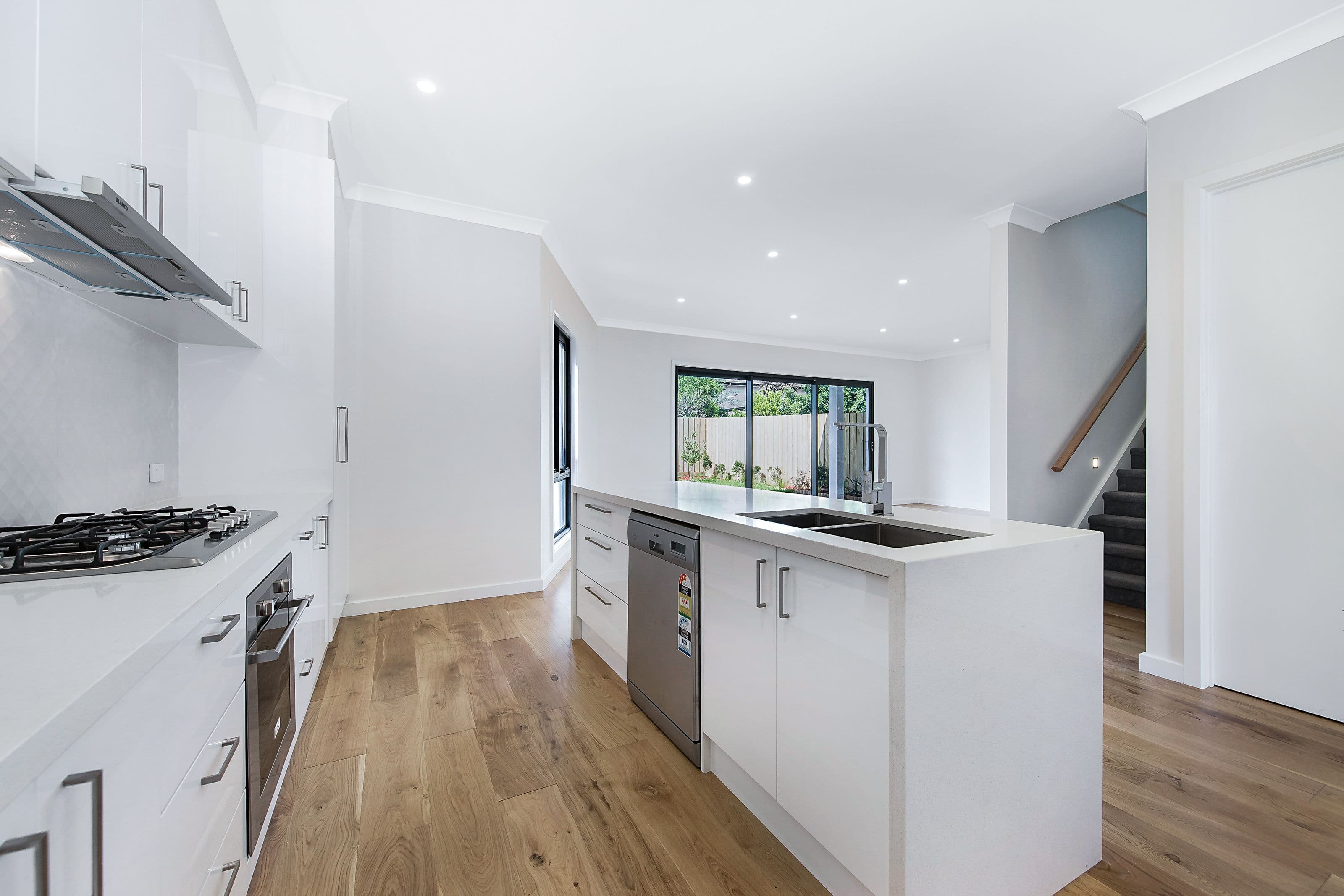 21 - 23 Angus Drive, Glen Waverley VIC 3150, Glen Waverley - Thumbnail 2