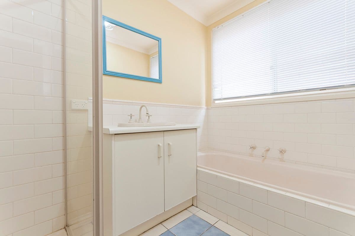 4 Gabreka Court, Warrnambool VIC 3280, Warrnambool - Thumbnail 8