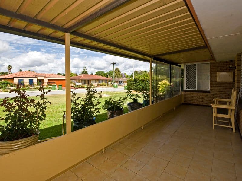 15 Jeffrey Street, KEWDALE WA 6105, Kewdale - Thumbnail 2