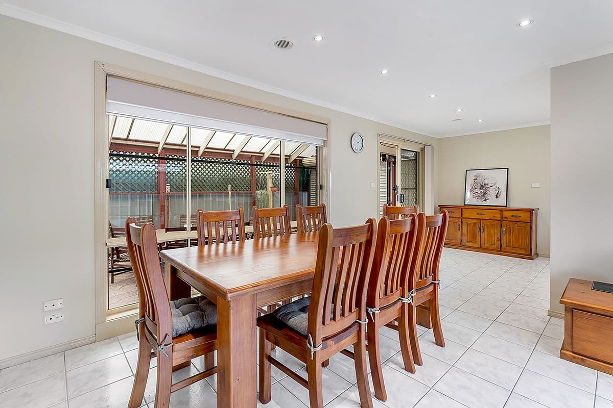 10 Sheridan Way, Roxburgh Park VIC 3064, Roxburgh Park - Thumbnail 7
