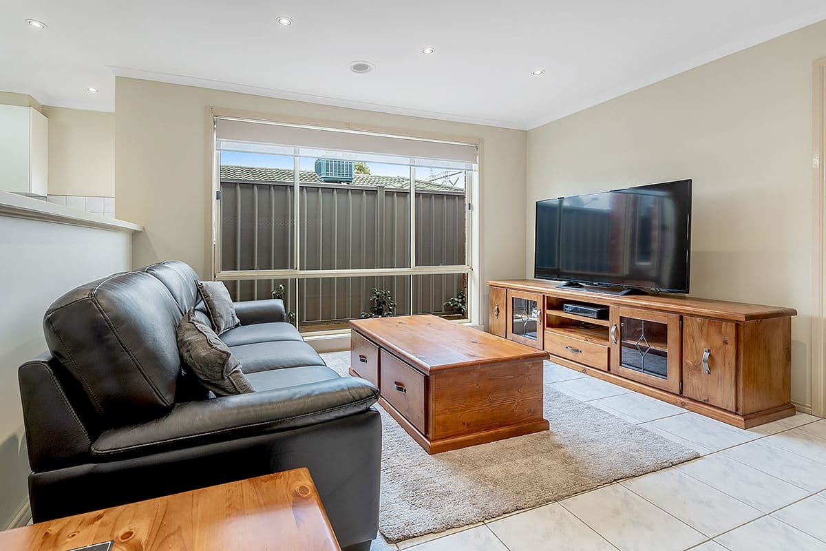 10 Sheridan Way, Roxburgh Park VIC 3064, Roxburgh Park - Thumbnail 8