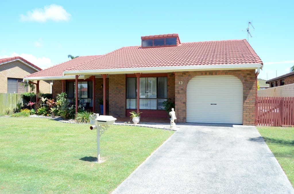 13 Hakea Avenue, YAMBA NSW 2464, Yamba - Image 1