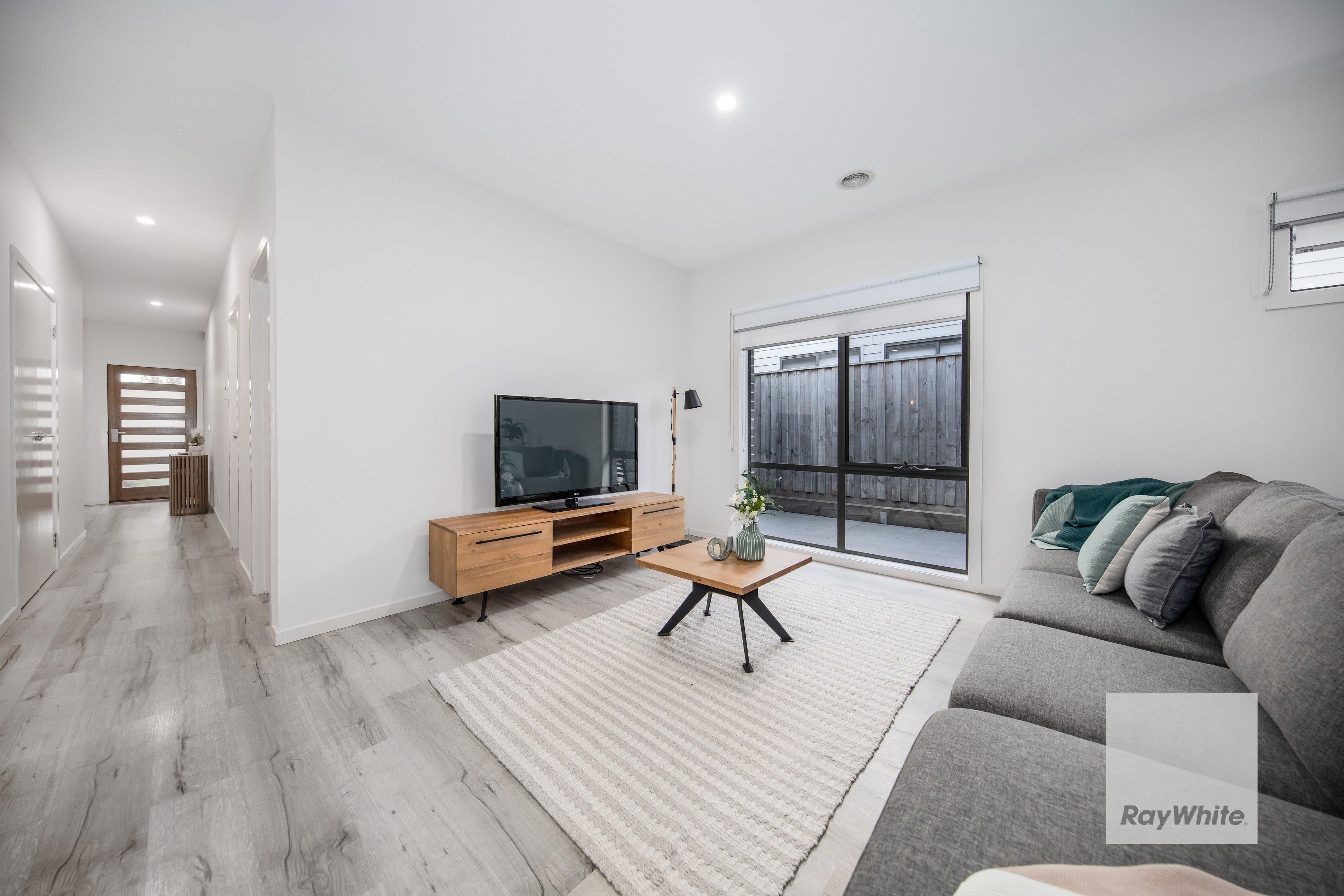 39 Higgins Street, FRASER RISE VIC 3336, Fraser Rise - Thumbnail 8