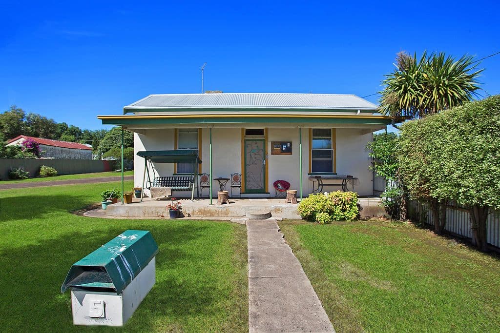 5 Fergusson Street, Camperdown VIC 3260, Camperdown - Image 1