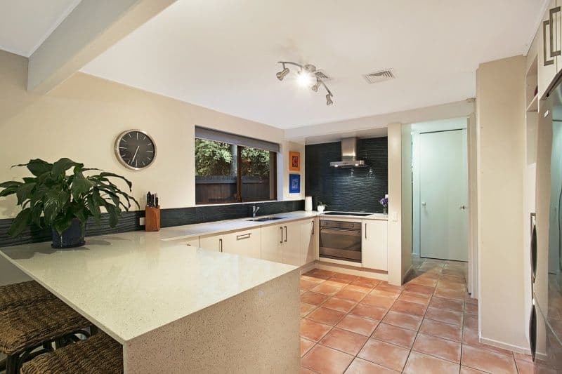 121 Mount Ommaney Drive, Jindalee QLD 4074, Jindalee - Thumbnail 4