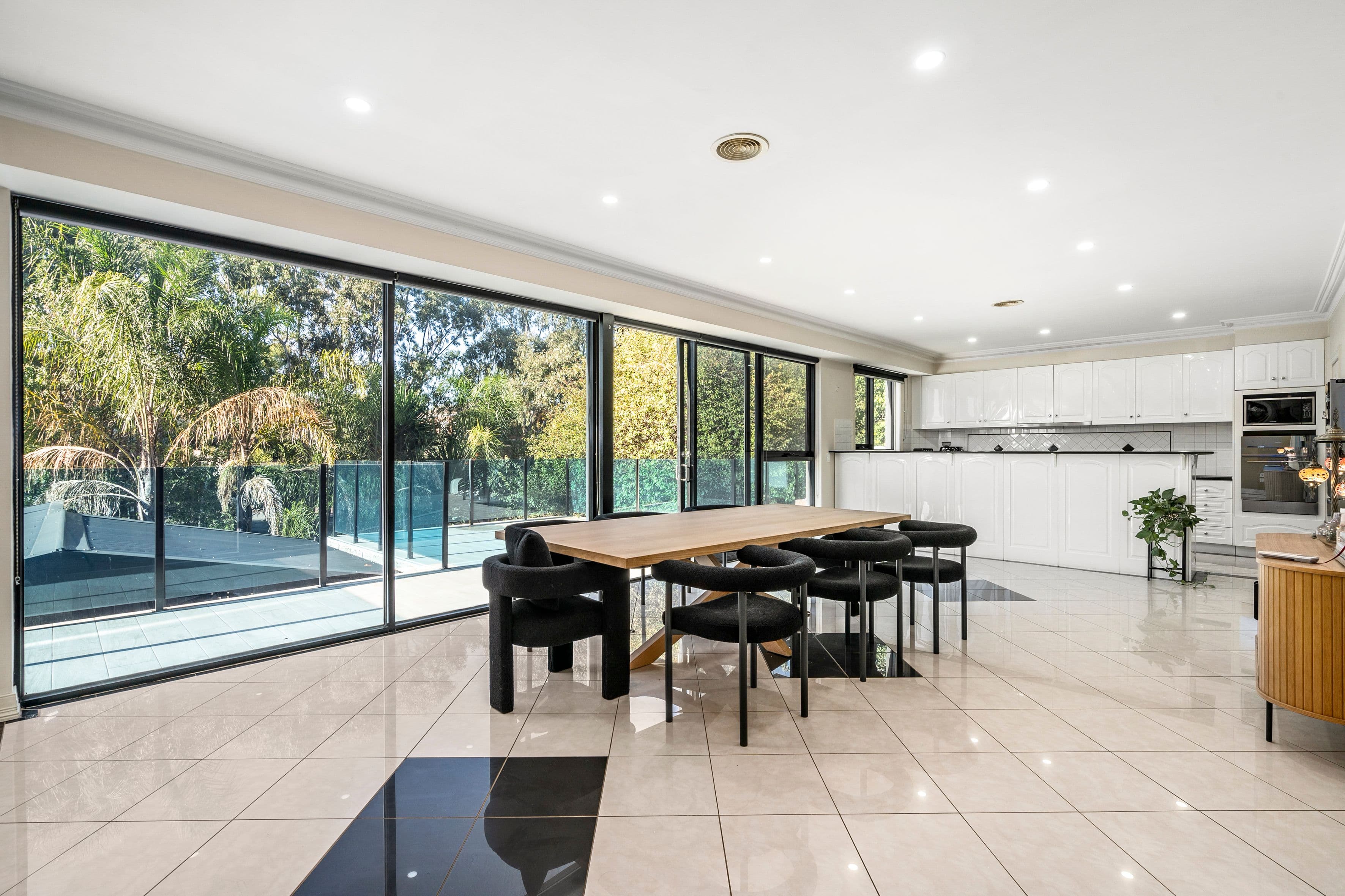 23 Wallace Drive, Greenvale VIC 3059, Greenvale - Thumbnail 2