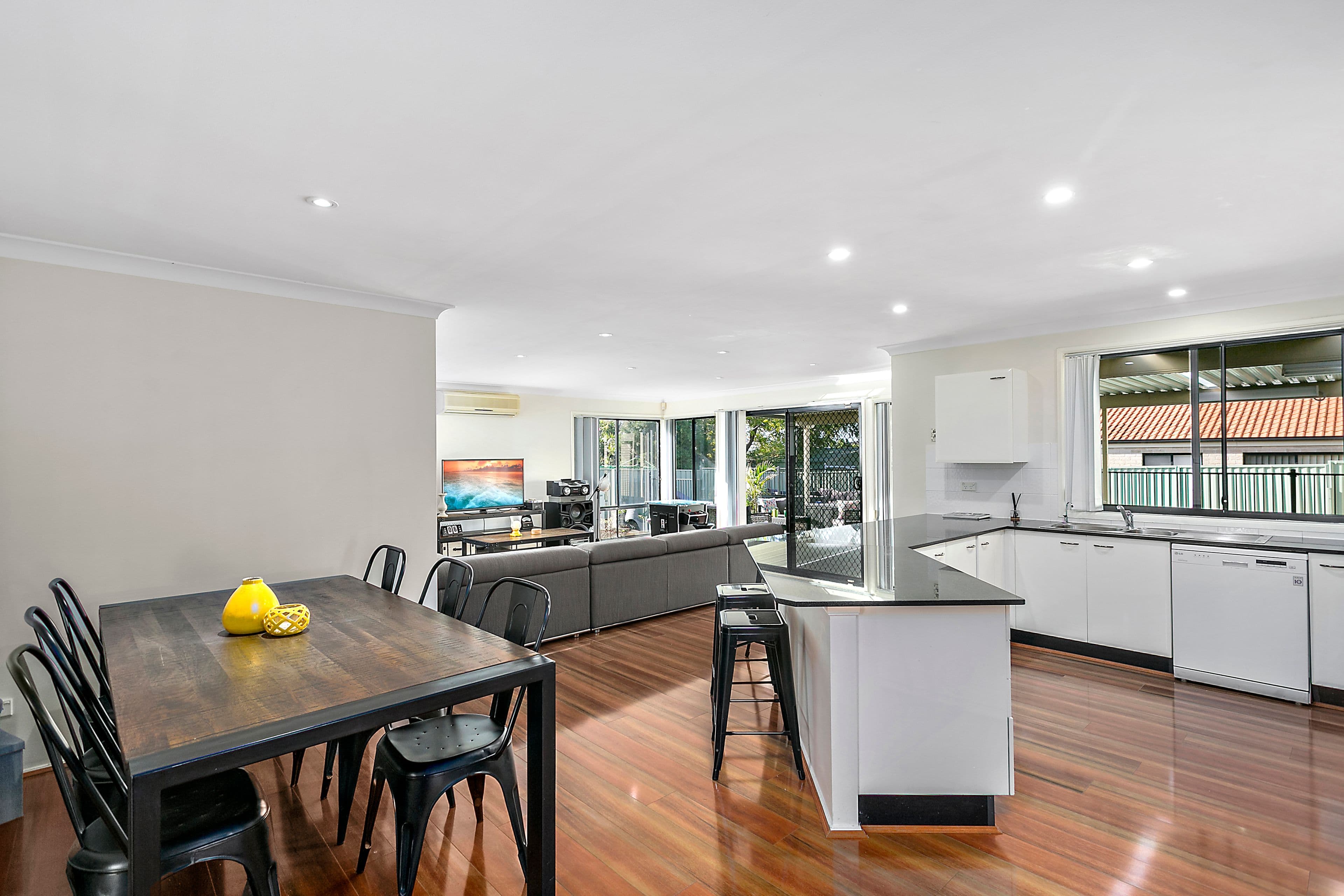 28 Chinchilla Way, Albion Park - Thumbnail 6