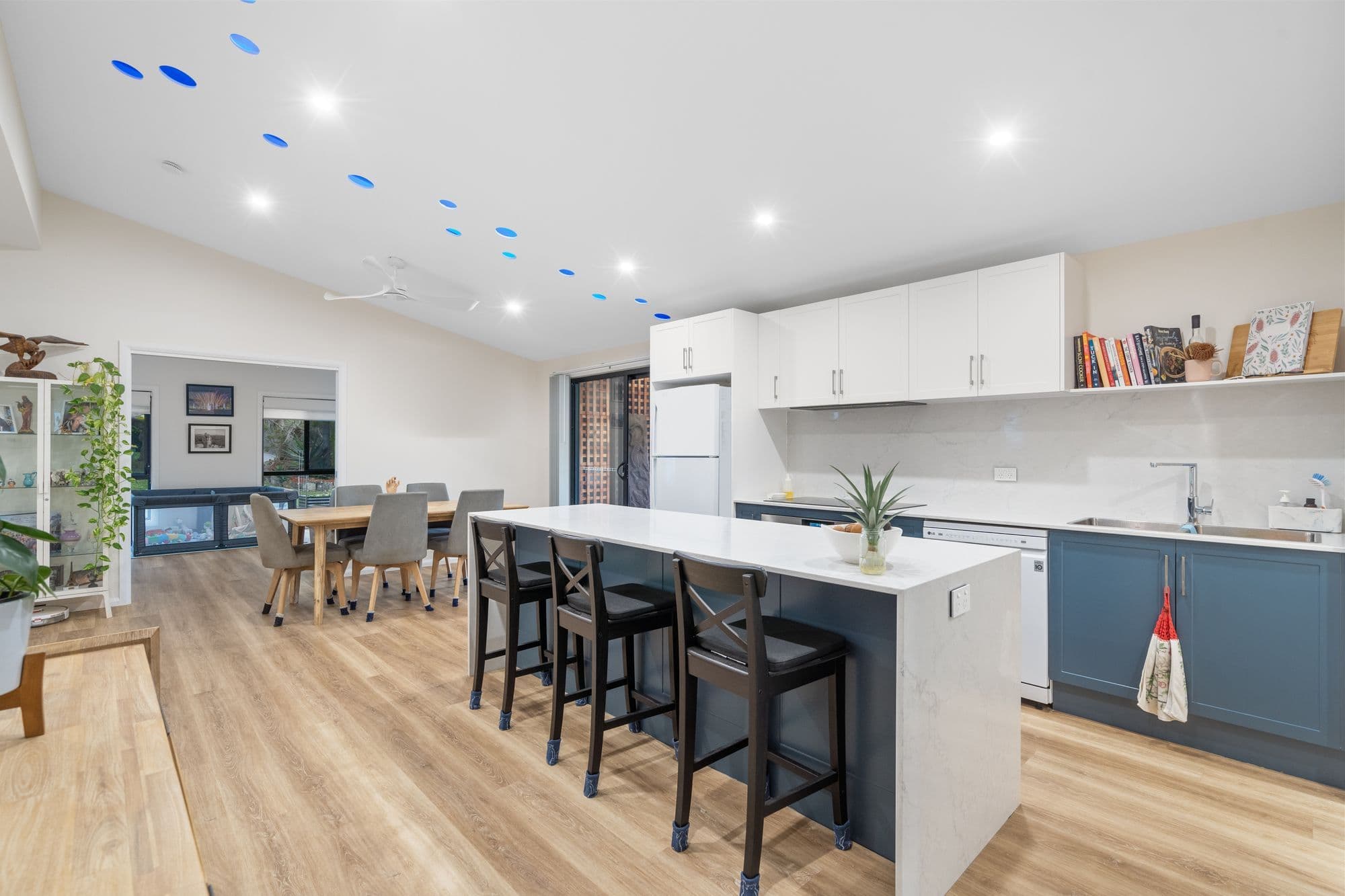 5 Caparra Street, Shailer Park QLD 4128, Shailer Park - Thumbnail 4