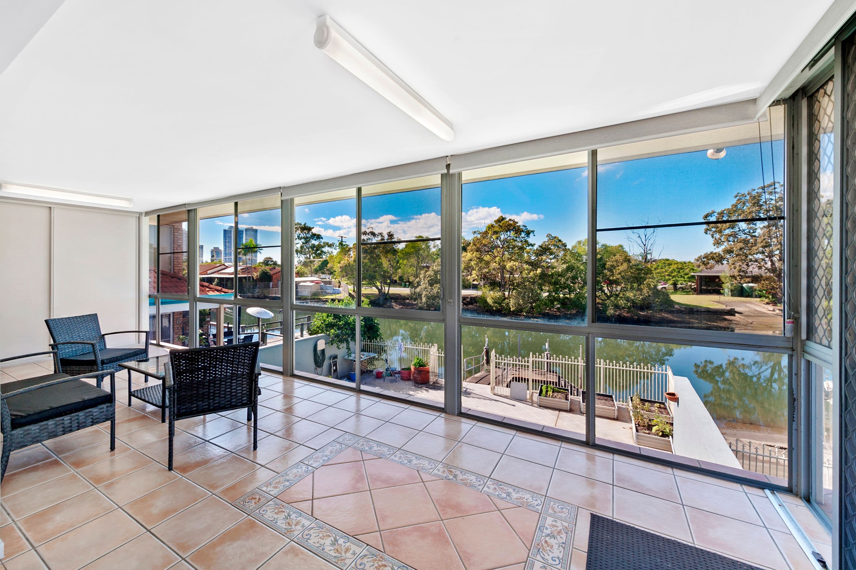 5 Perry Place, Biggera Waters QLD 4216, Biggera Waters - Thumbnail 5
