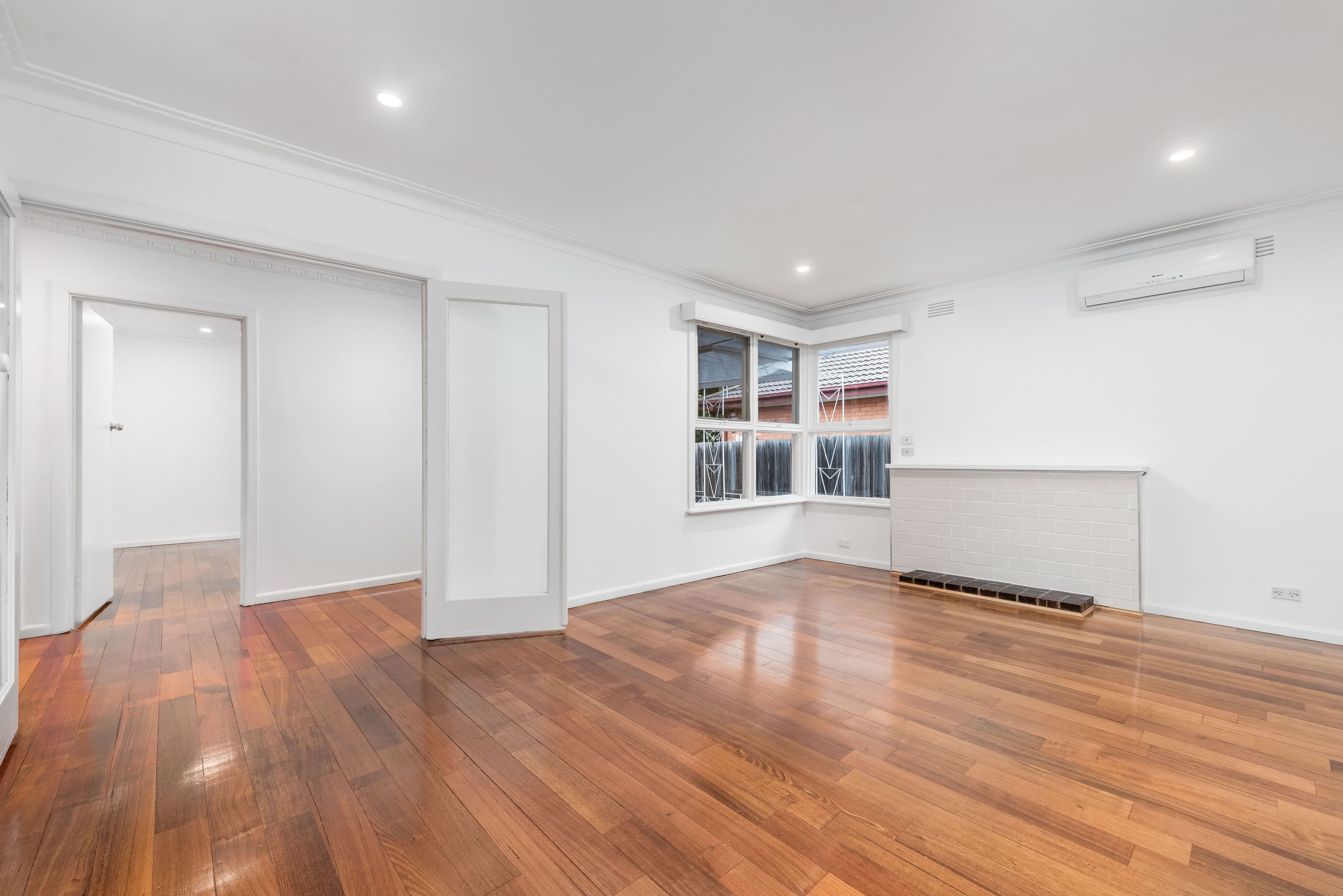 42 Tunaley Parade, Reservoir VIC 3073, Reservoir - Thumbnail 2