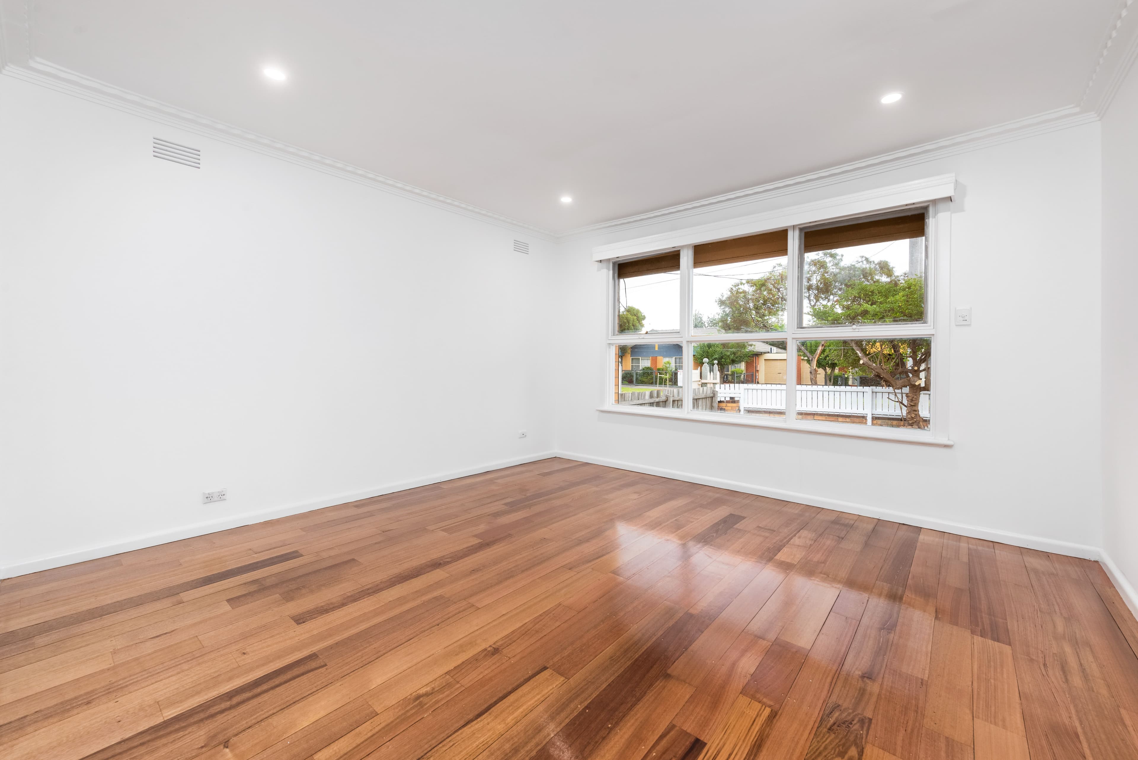 42 Tunaley Parade, Reservoir VIC 3073, Reservoir - Thumbnail 6