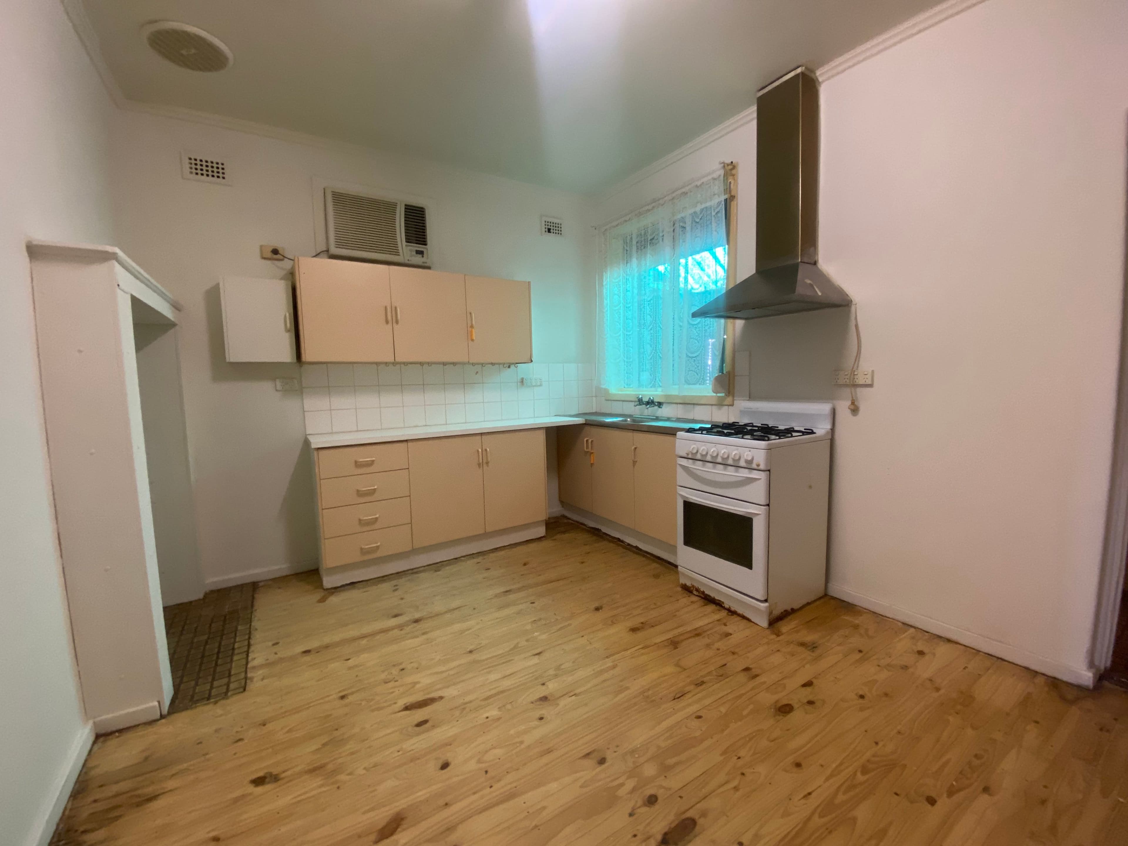 22 Fullerton Crescent, Port Augusta SA 5700, Port Augusta - Thumbnail 4