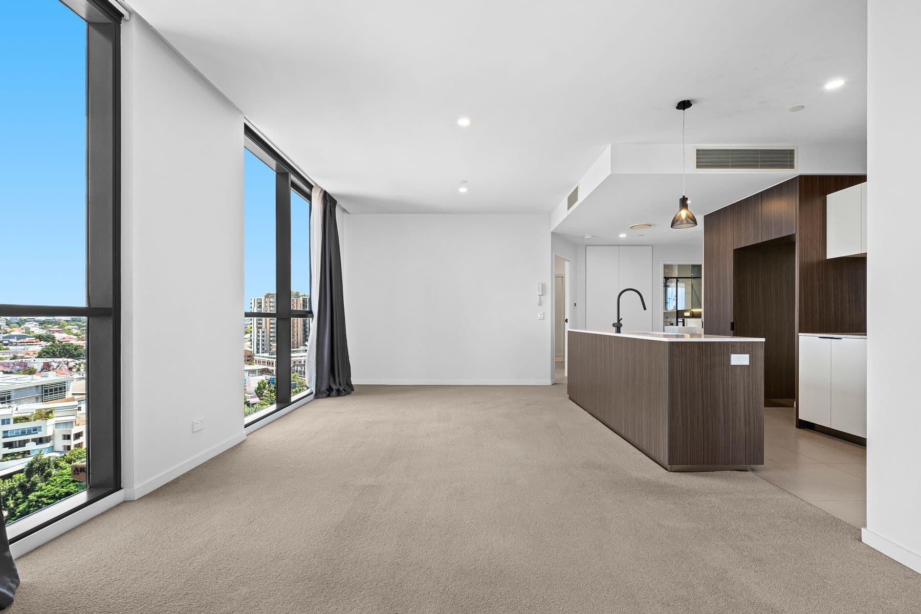 2 Edmondstone Street, South Brisbane QLD 4101, South Brisbane - Thumbnail 3