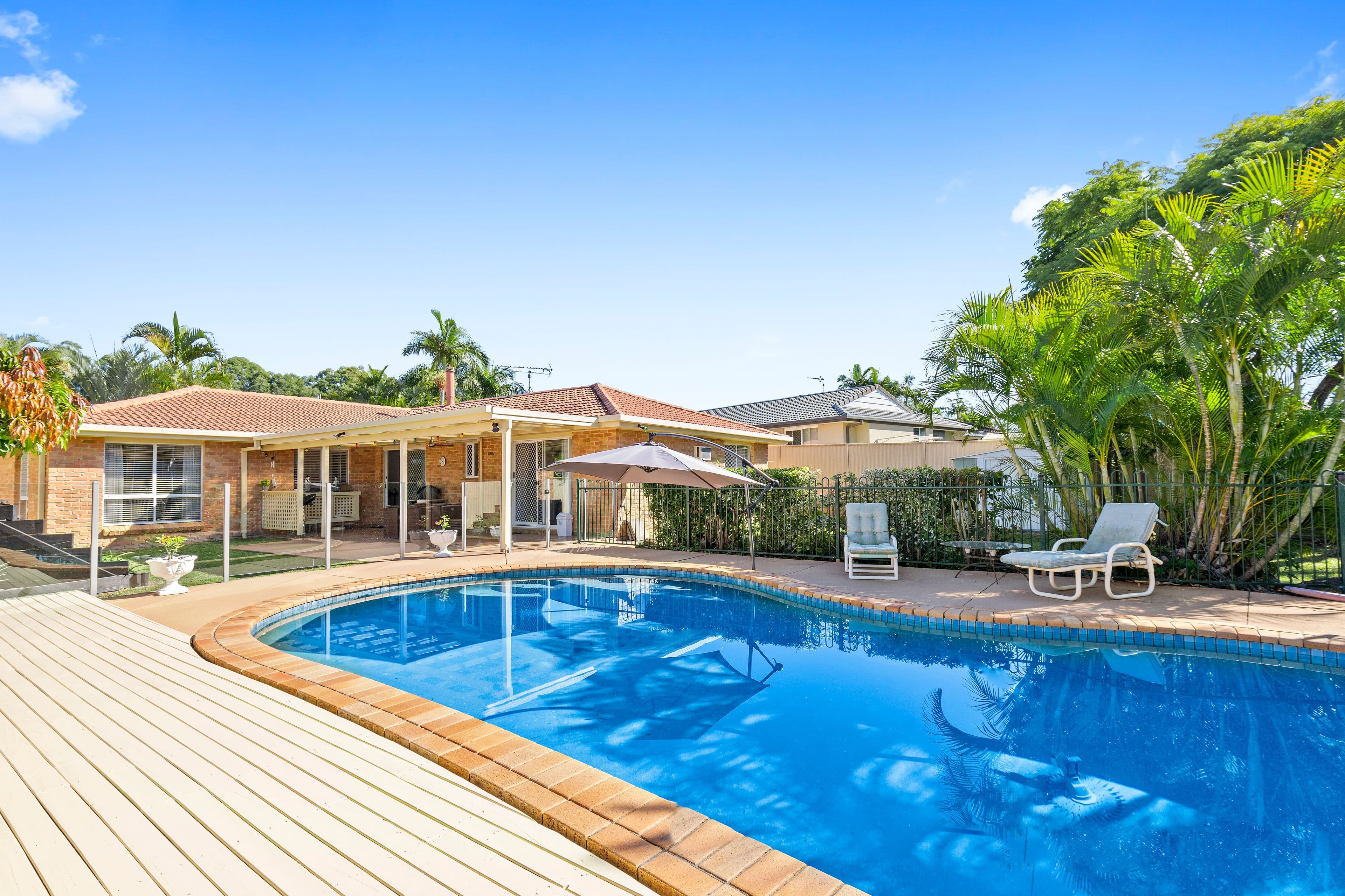 22 Bradstone Road, Carrara QLD 4211, Carrara - Image 1