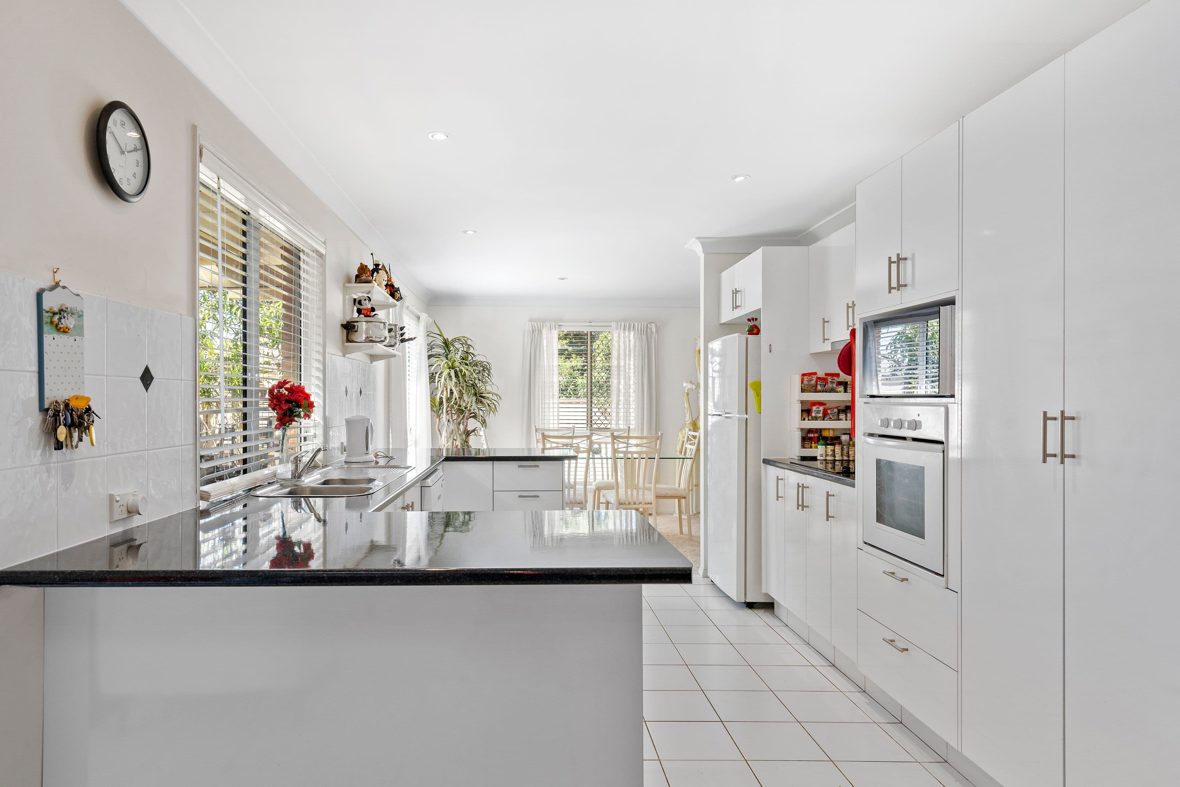 22 Bradstone Road, Carrara QLD 4211, Carrara - Thumbnail 7