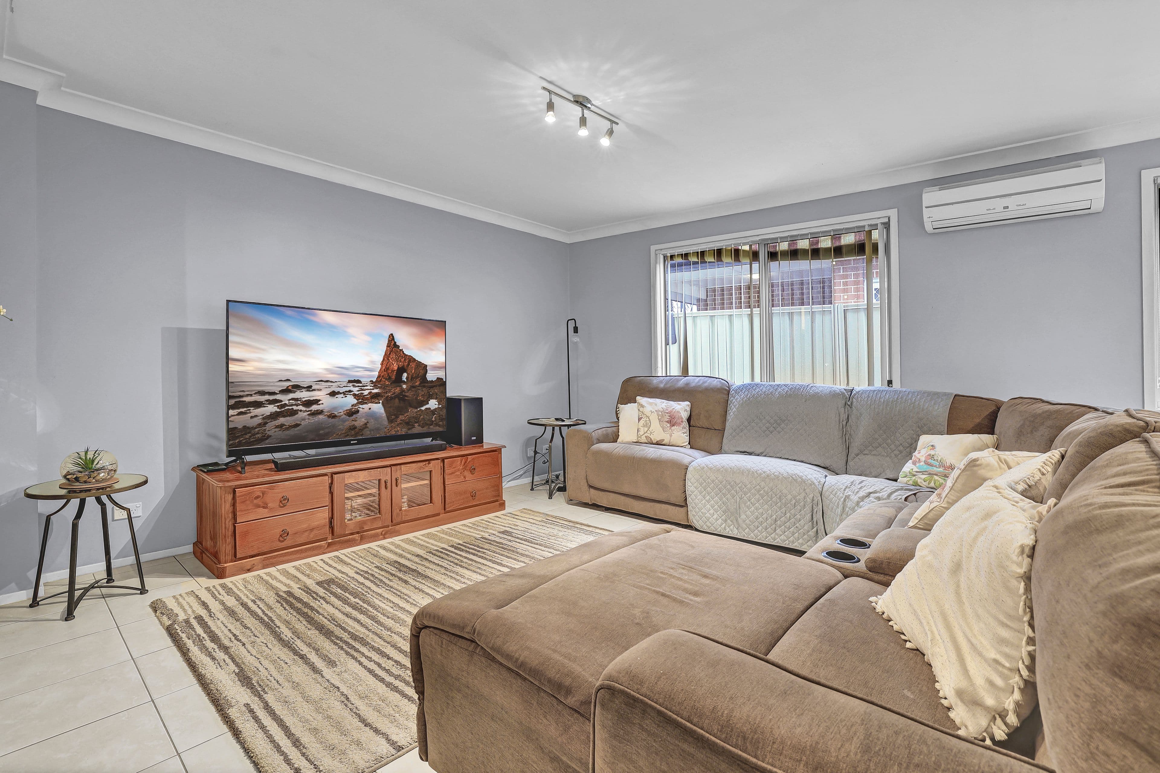 23 & 23A Oswald Crescent, Rosemeadow NSW 2560, Rosemeadow - Thumbnail 4