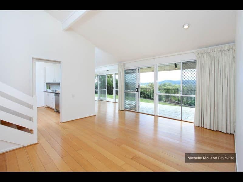 56 Bielby Road, CHAPEL HILL QLD 4069, Chapel Hill - Thumbnail 2