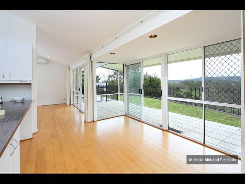 56 Bielby Road, CHAPEL HILL QLD 4069, Chapel Hill - Thumbnail 3