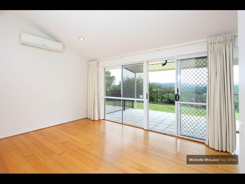 56 Bielby Road, CHAPEL HILL QLD 4069, Chapel Hill - Thumbnail 6