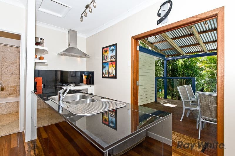 58 Glen Retreat Road, Mitchelton QLD 4053, Mitchelton - Thumbnail 6