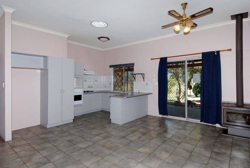 182 Doghill Road, BALDIVIS WA 6171, Baldivis - Thumbnail 5