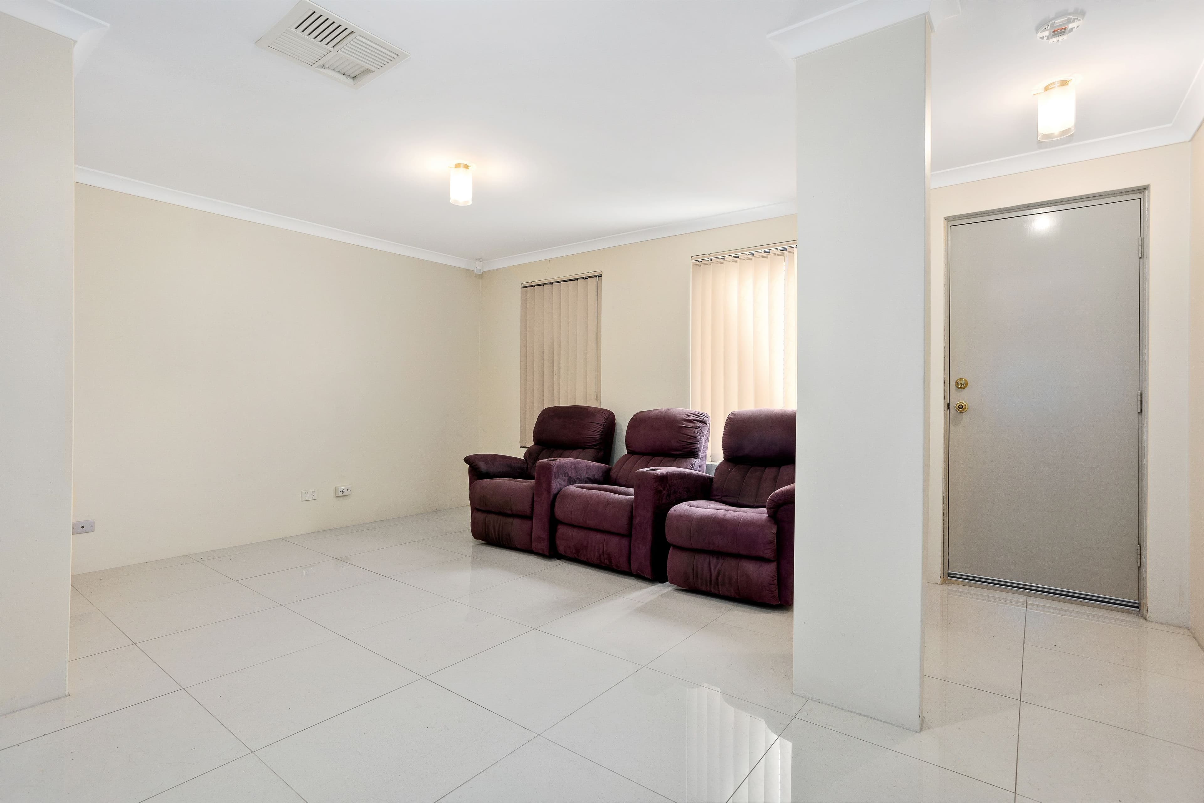 3 Silver Swan Road, Bennett Springs WA 6063, Bennett Springs - Thumbnail 4