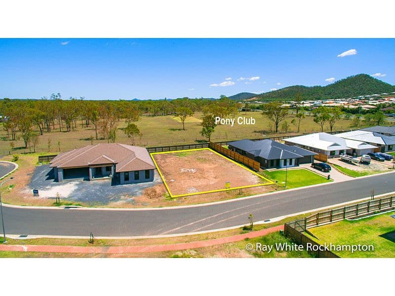 14 Belbowrie Avenue, Norman Gardens QLD 4701, Norman Gardens - Image 1