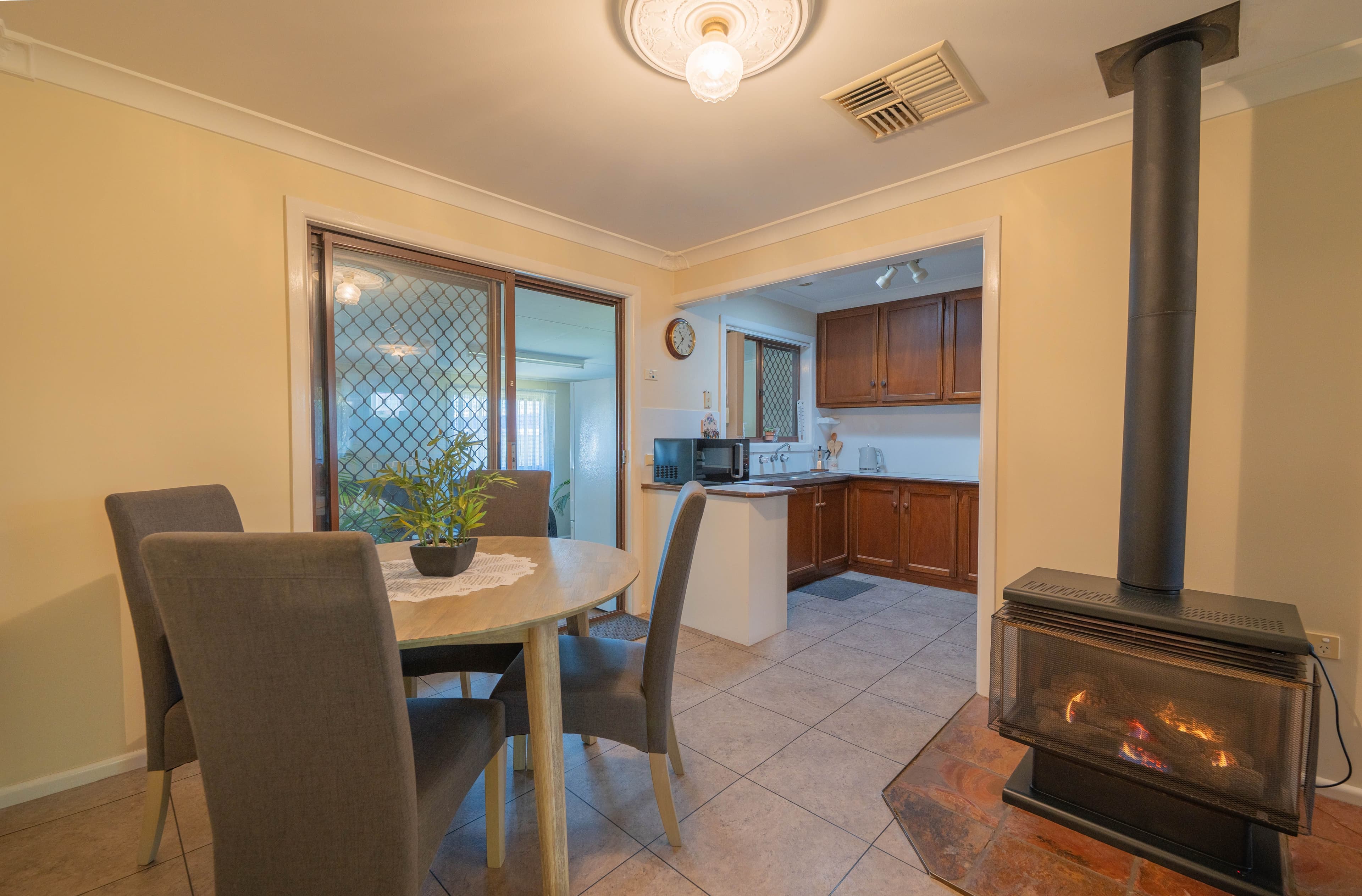 25 Young Street, Forbes NSW 2871, Forbes - Thumbnail 5