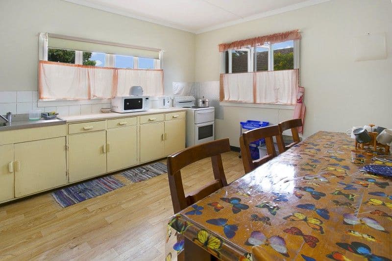 61 Walker Street, Corinda QLD 4075, Corinda - Thumbnail 2
