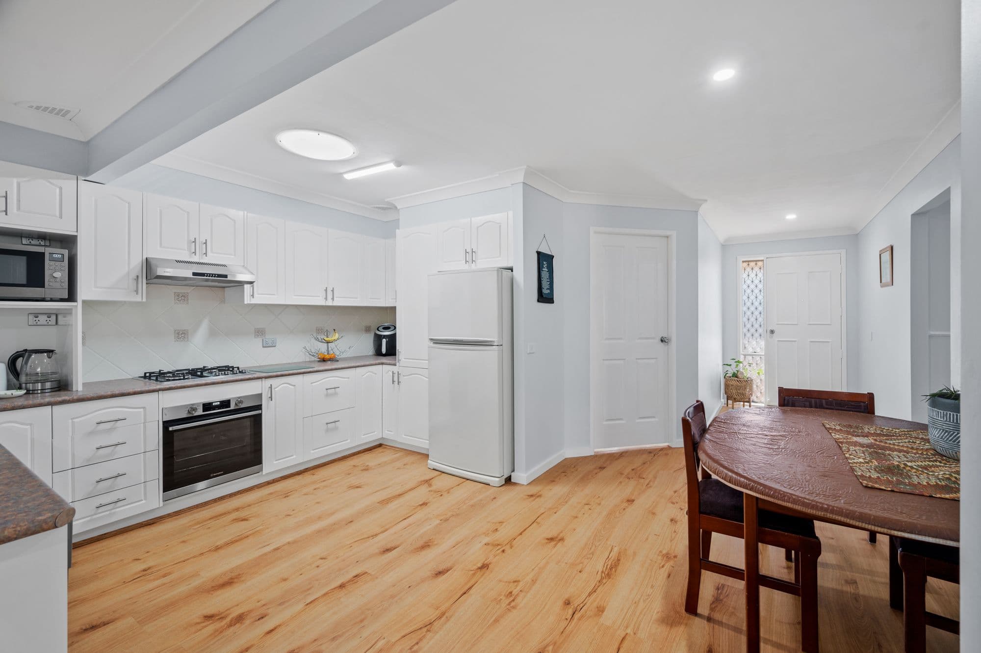 28 Bardolph Avenue, Rosemeadow NSW 2560, Rosemeadow - Thumbnail 5