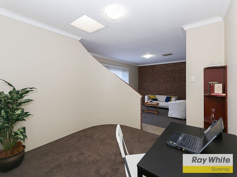 42 Peppermint Crescent, Ballajura WA 6066, Ballajura - Thumbnail 3