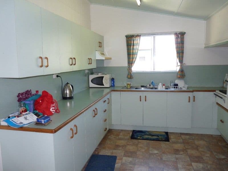 14 Mary Street, THE RANGE QLD 4700, The Range - Thumbnail 3